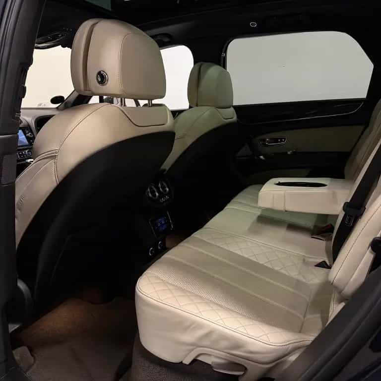 Bentley Bentayga 6.0 W12 4WD Autom. 53900 net 11/2016-photo-3