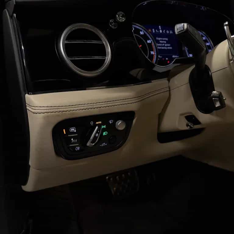 Bentley Bentayga 6.0 W12 4WD Autom. 53900 net 11/2016-photo-5