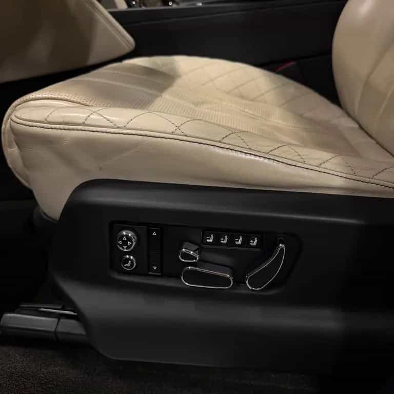 Bentley Bentayga 6.0 W12 4WD Autom. 53900 net 11/2016-photo-7