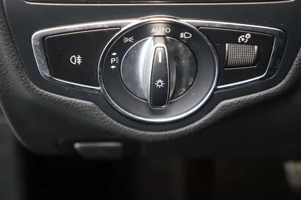 Mercedes-Benz C-Class 63 AMG * LED * Airmatic * Memory 05/2019-photo-16