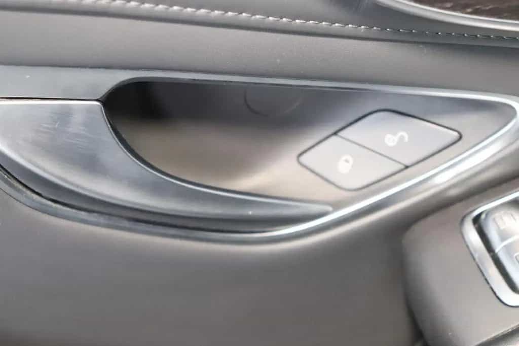 Mercedes-Benz C-Class 63 AMG * LED * Airmatic * Memory 05/2019-photo-36