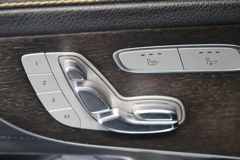 Mercedes-Benz C-Class 63 AMG * LED * Airmatic * Memory 05/2019-photo-38