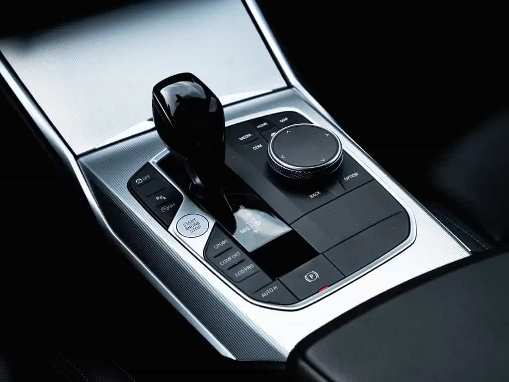 BMW 3 Series 330 d xDr M Sport Leder NAVI LiCo 12/2020-photo-33