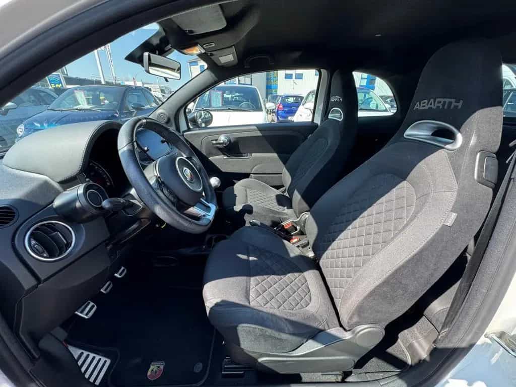 Abarth 595 F+BEATS+XENON+8FACH+CARPLAY+LICHTREGENSENSOR 01/2024-photo-12