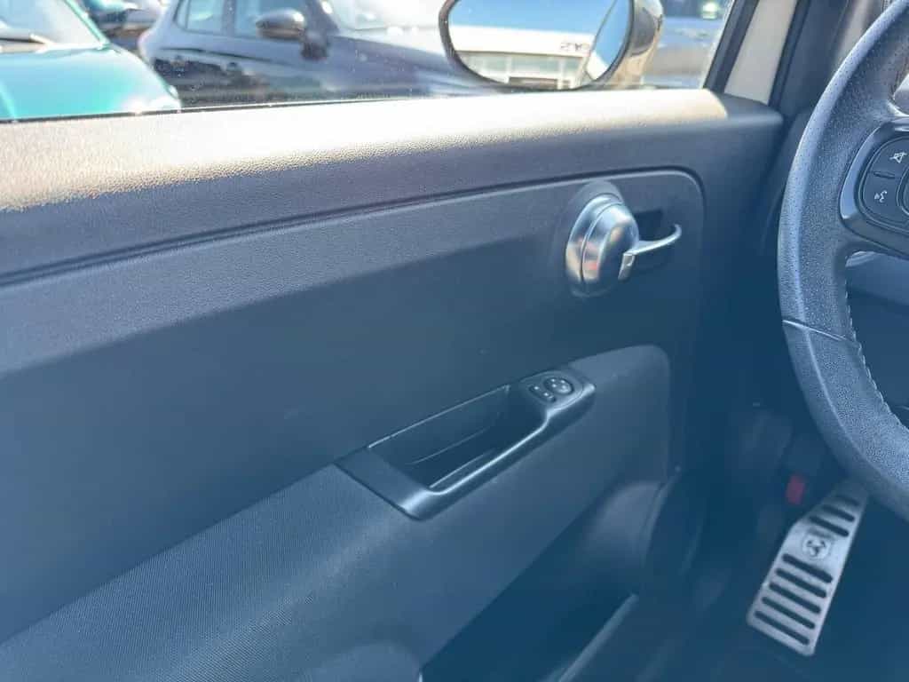Abarth 595 F+BEATS+XENON+8FACH+CARPLAY+LICHTREGENSENSOR 01/2024-photo-15