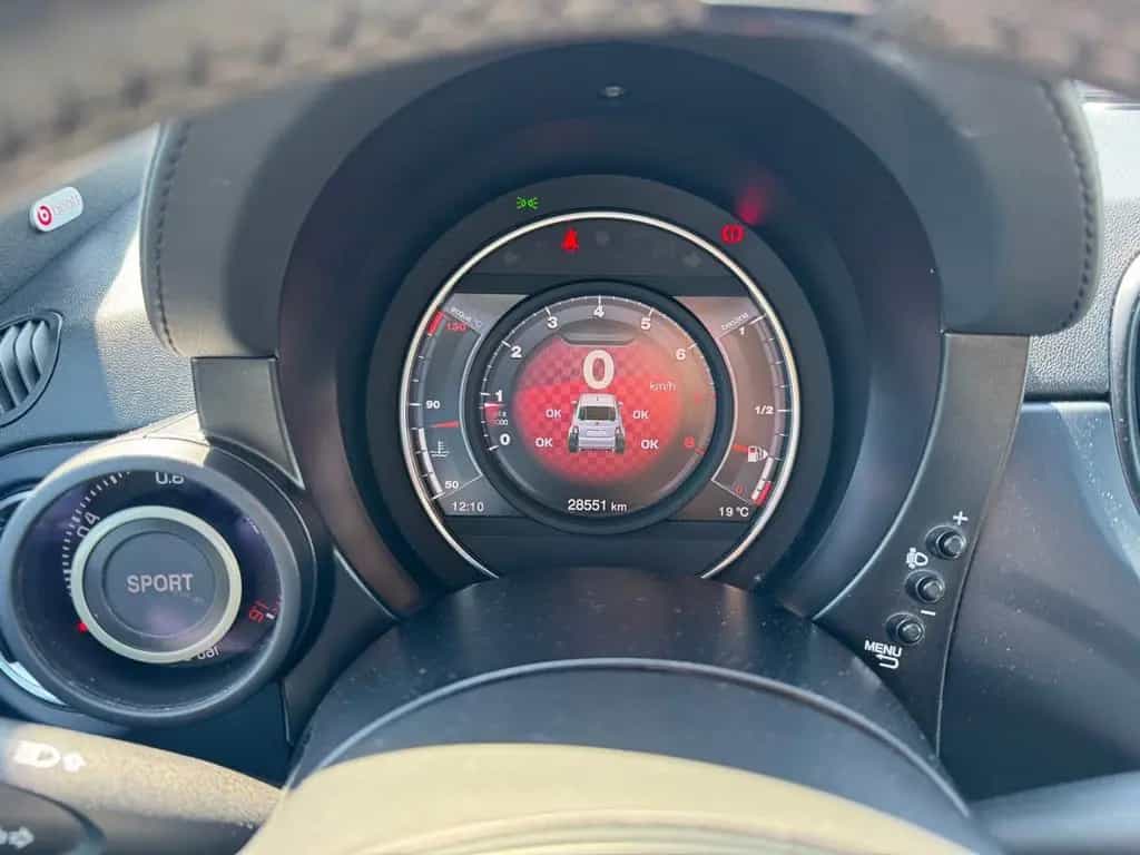 Abarth 595 F+BEATS+XENON+8FACH+CARPLAY+LICHTREGENSENSOR 01/2024-photo-21