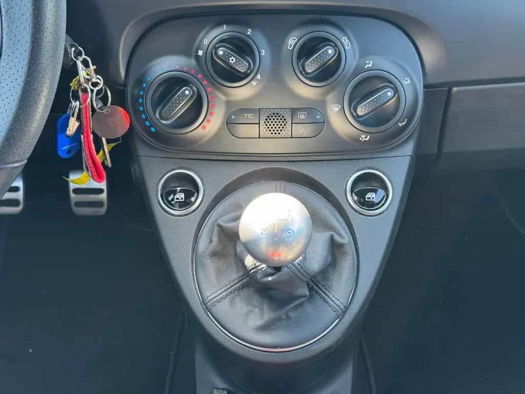 Abarth 595 F+BEATS+XENON+8FACH+CARPLAY+LICHTREGENSENSOR 01/2024-photo-27