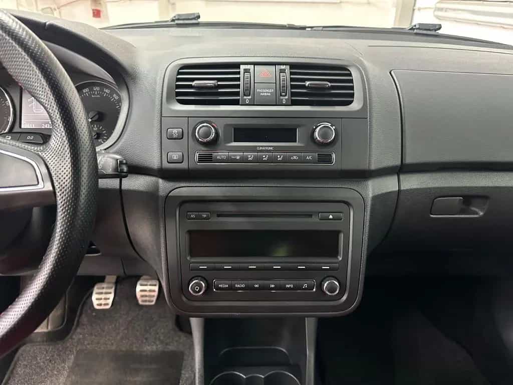 Skoda Fabia 1.2l TSI Monte Carlo 1.HAND 10/2014-photo-12