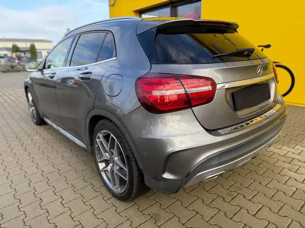 Mercedes-Benz GLA-Class 250 4Matic AMG/PANO 11/2018-photo-6