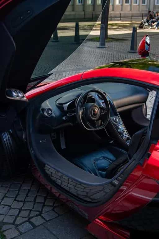 McLaren MP4-12C 3.8 V8 - Sonderlackierung 10/2012-photo-5
