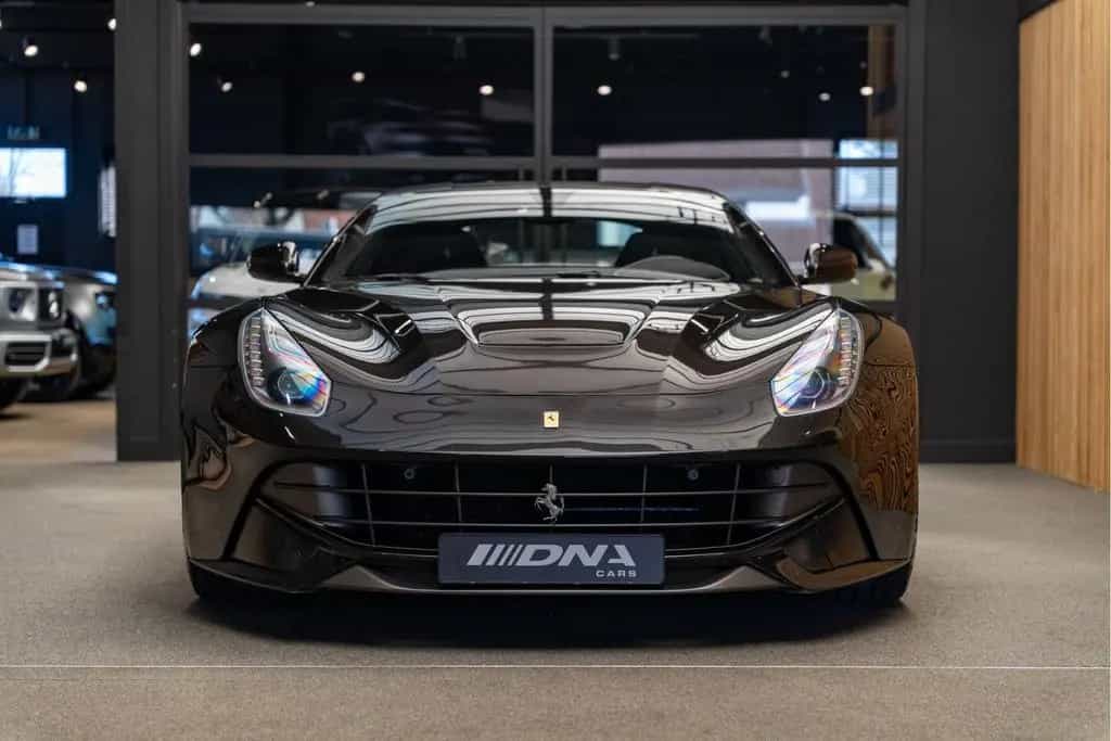 Ferrari F12 Berlinetta HELE FULL Dealer Maintenance 6.3 04/2013-photo-1