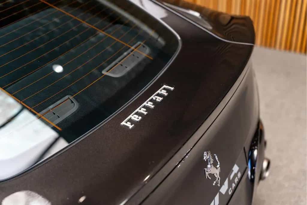 Ferrari F12 Berlinetta HELE FULL Dealer Maintenance 6.3 04/2013-photo-15