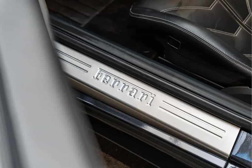Ferrari F12 Berlinetta HELE FULL Dealer Maintenance 6.3 04/2013-photo-29