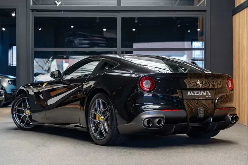 Ferrari F12 Berlinetta HELE FULL Dealer Maintenance 6.3 04/2013-photo-4