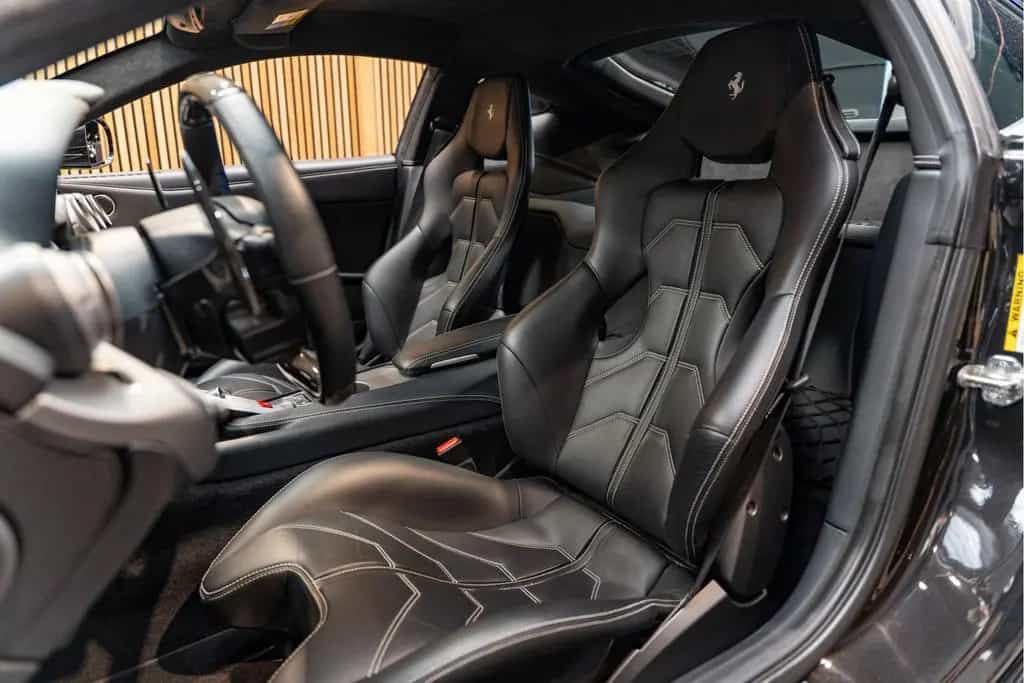 Ferrari F12 Berlinetta HELE FULL Dealer Maintenance 6.3 04/2013-photo-8