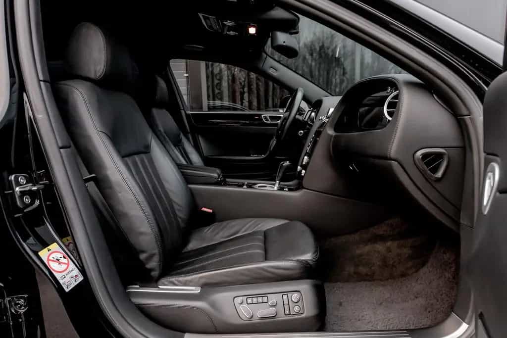 Bentley Flying Spur 03/2009-photo-10