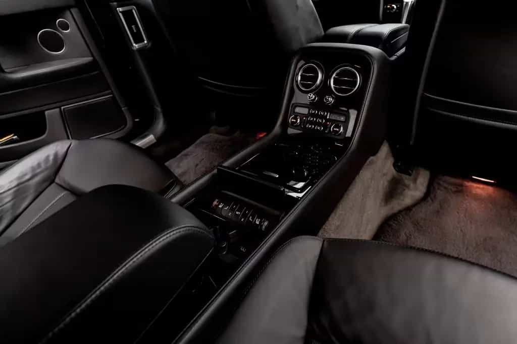 Bentley Flying Spur 03/2009-photo-12