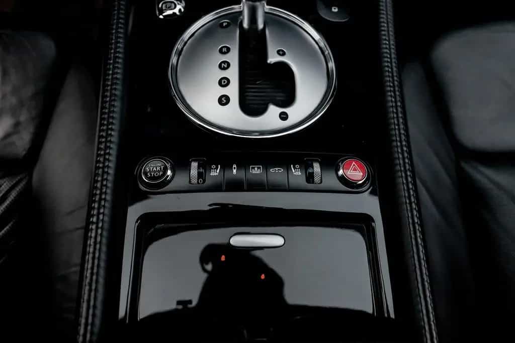 Bentley Flying Spur 03/2009-photo-13