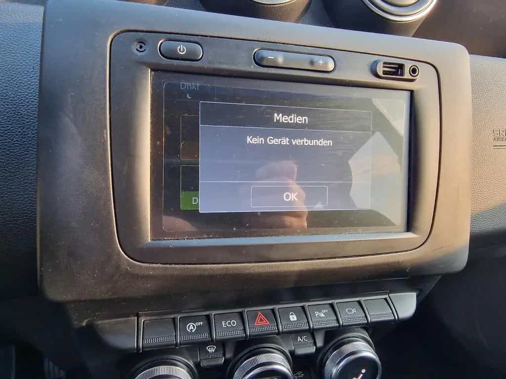 Dacia Duster II Celebration,Navi, Kamera 360,150 PS,Ke 03/2021-photo-21
