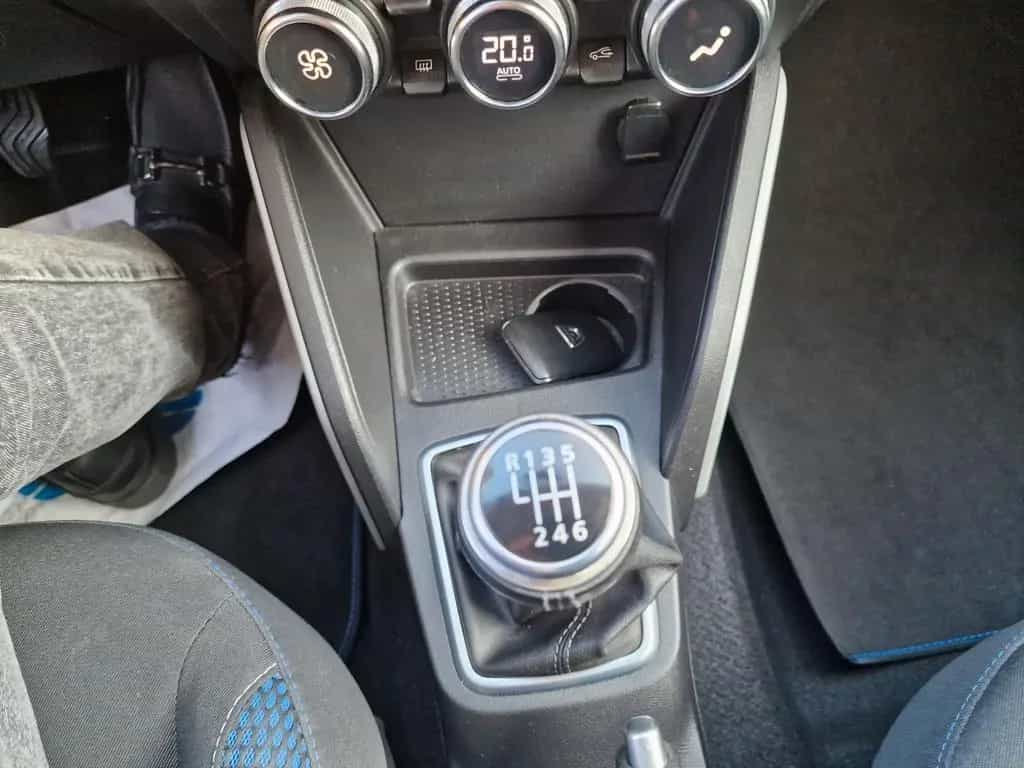 Dacia Duster II Celebration,Navi, Kamera 360,150 PS,Ke 03/2021-photo-26