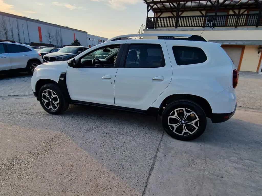 Dacia Duster II Celebration,Navi, Kamera 360,150 PS,Ke 03/2021-photo-3