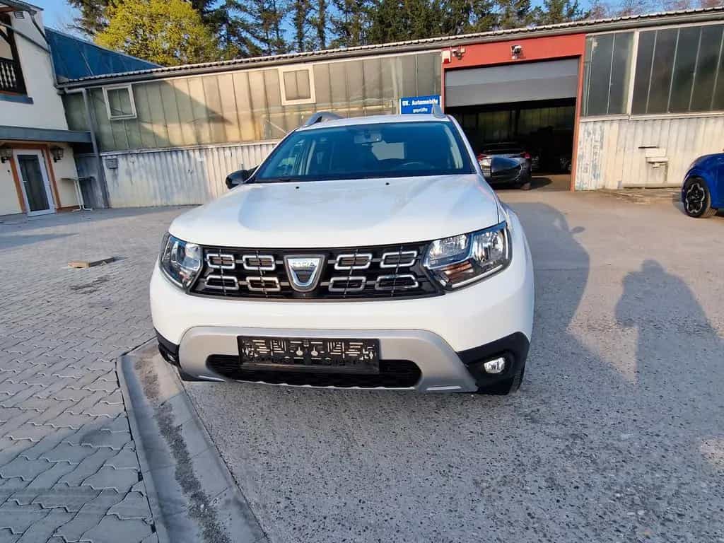 Dacia Duster II Celebration,Navi, Kamera 360,150 PS,Ke 03/2021-photo-6