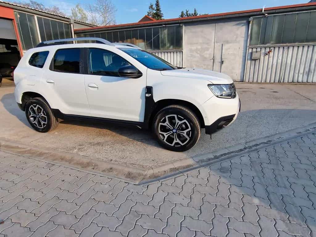 Dacia Duster II Celebration,Navi, Kamera 360,150 PS,Ke 03/2021-photo-9
