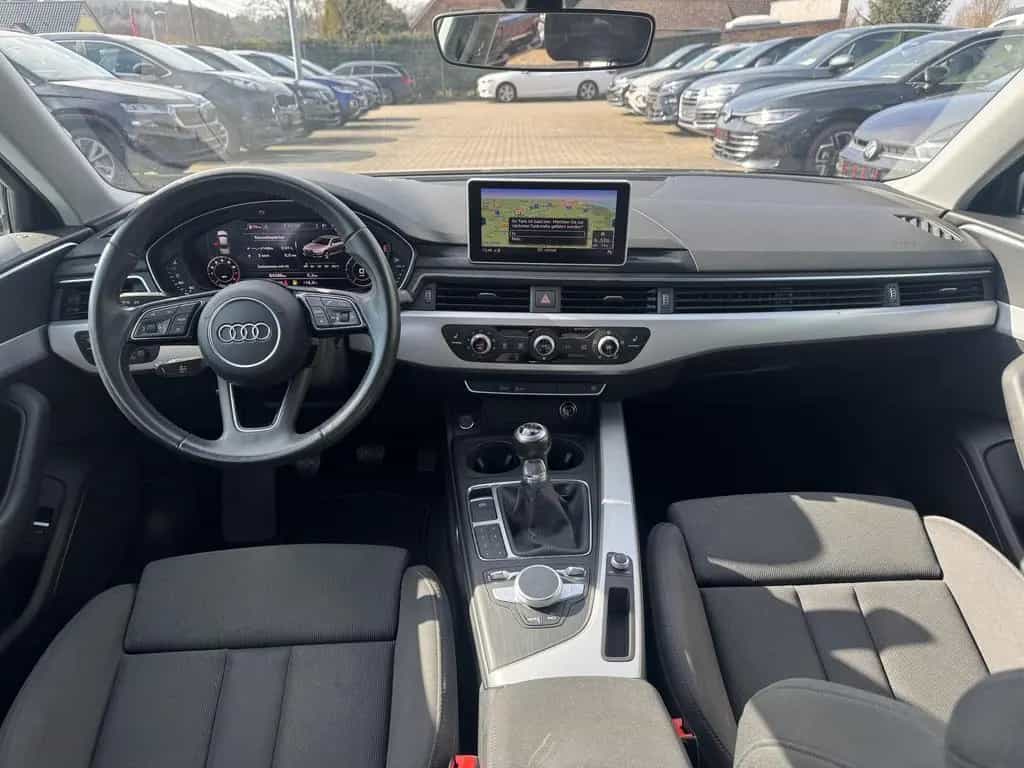 Audi A4 Sport 1.4 TFSI Navi Touch+Virtual Cockpit+++ 09/2017-photo-12