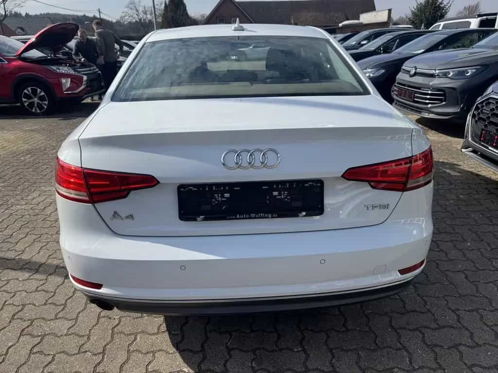 Audi A4 Sport 1.4 TFSI Navi Touch+Virtual Cockpit+++ 09/2017-photo-5