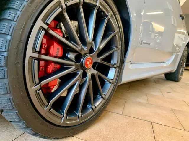 Abarth 695 695 1.4 t-jet Competizione 180cv MTA 02/2023-photo-11