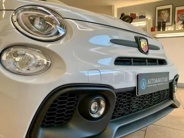 Abarth 695 695 1.4 t-jet Competizione 180cv MTA 02/2023-photo-3