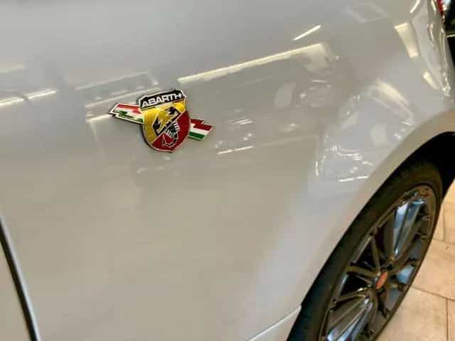 Abarth 695 695 1.4 t-jet Competizione 180cv MTA 02/2023-photo-9