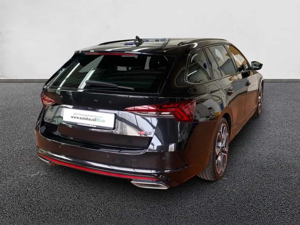 Skoda Octavia Combi RS 2.0 TSI NAVI+ACC+LED+KAMERA+HUD 09/2022-photo-4
