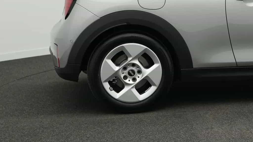 MINI Cooper C 02/2025-photo-17