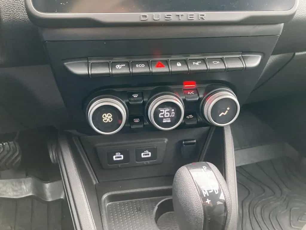 Dacia Duster EXTREME TCE 150 EDC LED+NAVI+KAMERA+SHZ 11/2023-photo-17