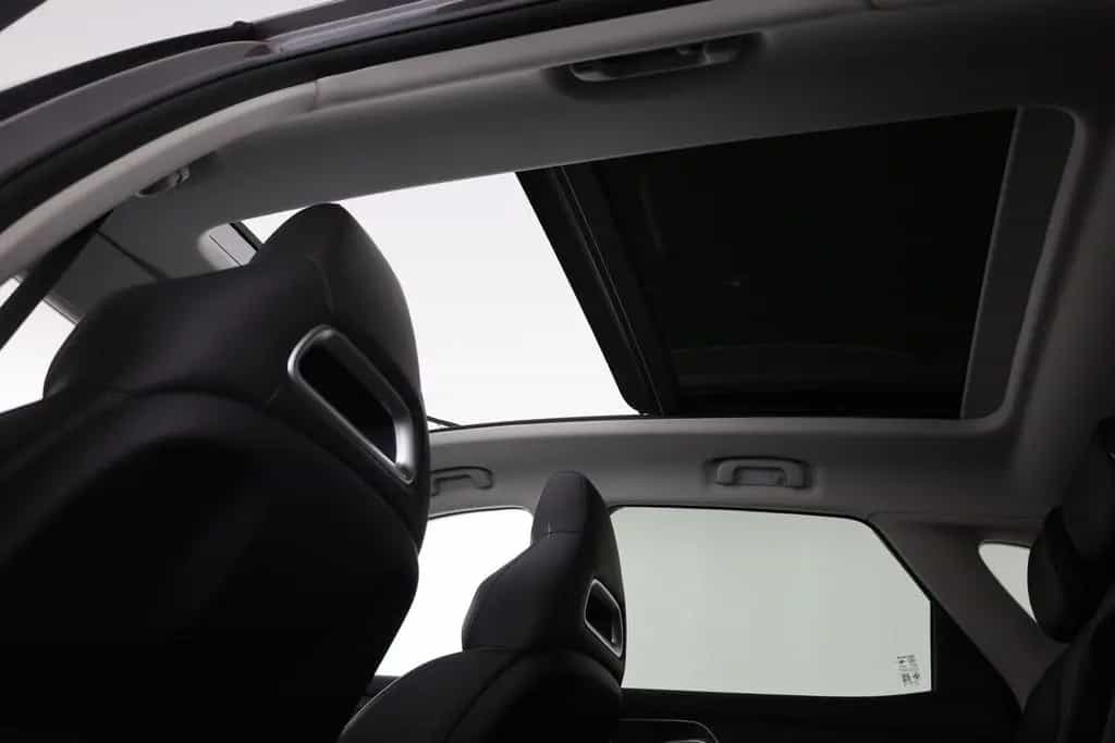 MG HS 1.5 T-GDI Luxury Aut. LED ACC Navi 360° Pano 03/2024-photo-27