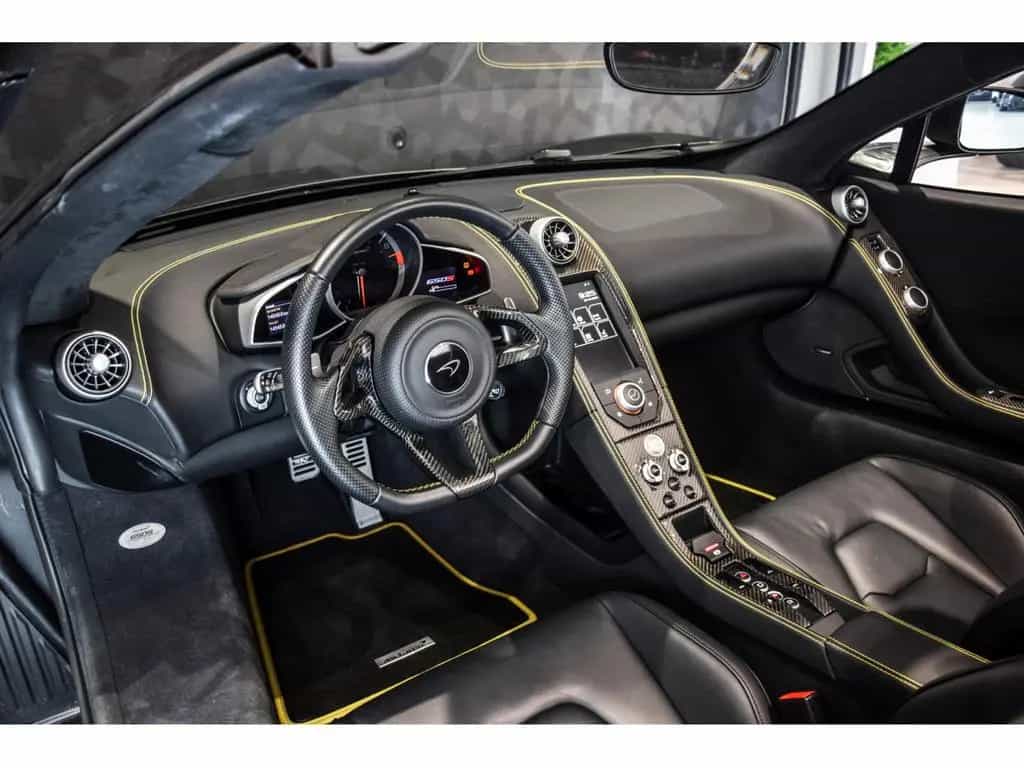 McLaren 650S Spider 3.8 V8 04/2015-photo-10