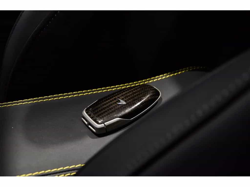 McLaren 650S Spider 3.8 V8 04/2015-photo-17
