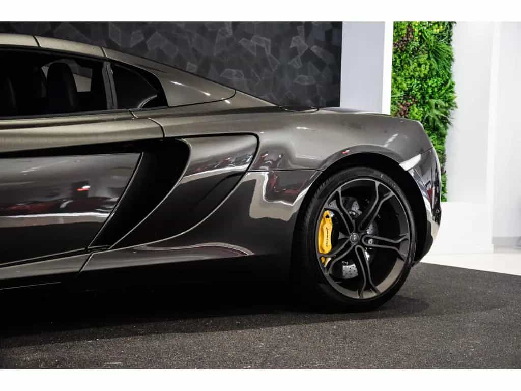 McLaren 650S Spider 3.8 V8 04/2015-photo-24