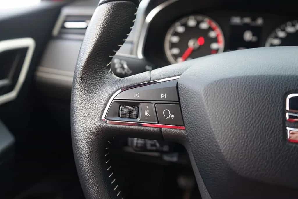 Seat Arona 1.0 TSI Xcellence LED Navi Standheizung 08/2018-photo-18