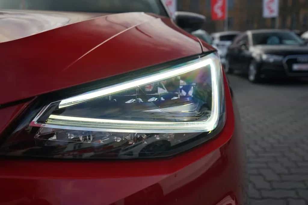 Seat Arona 1.0 TSI Xcellence LED Navi Standheizung 08/2018-photo-32