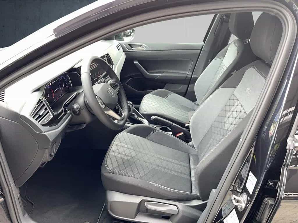 Volkswagen Taigo 1.5 TSI 150 PS DSG R-Line AHK Navi Klima 12/2025-photo-9