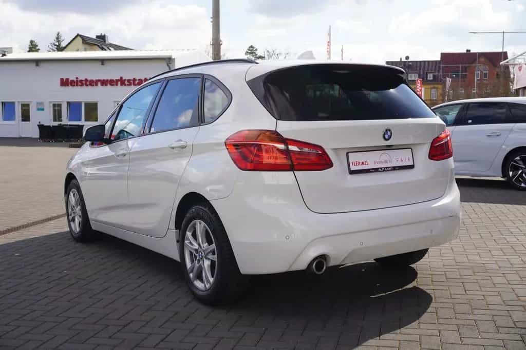 BMW 218 Active Tourer 218i Active Tourer LED Kamera Navi Sitzheizung 07/2018-photo-2