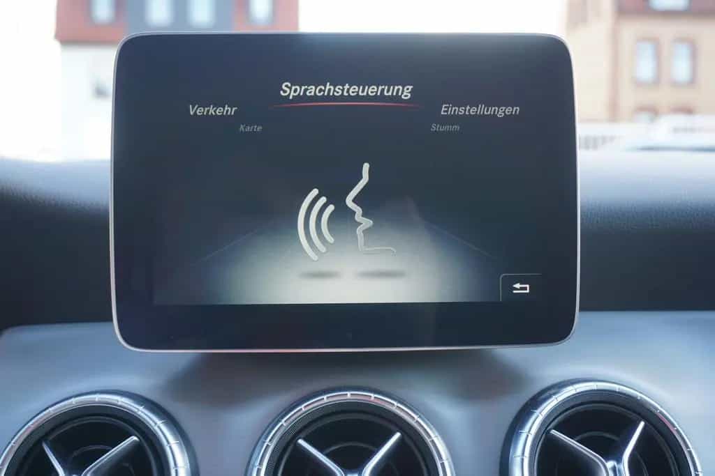 Mercedes-Benz CLA-Class 200 AMG Line LED Navi Kamera Sitzheizung AHK 10/2019-photo-11