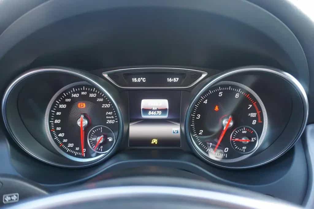 Mercedes-Benz CLA-Class 200 AMG Line LED Navi Kamera Sitzheizung AHK 10/2019-photo-23
