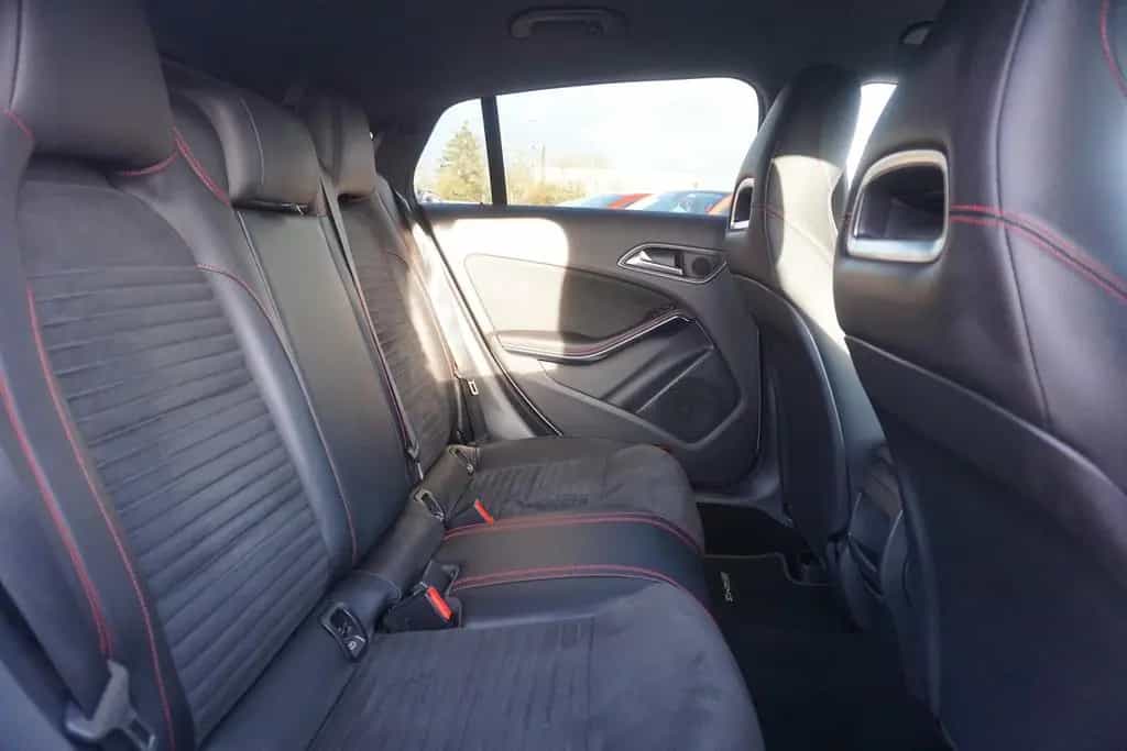 Mercedes-Benz CLA-Class 200 AMG Line LED Navi Kamera Sitzheizung AHK 10/2019-photo-29