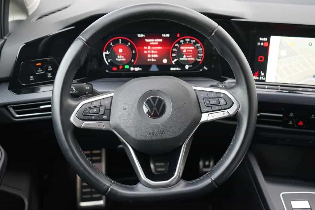 Volkswagen Golf VIII 2.0 TDI DSG United LED Navi Spurhalte 10/2020-photo-18