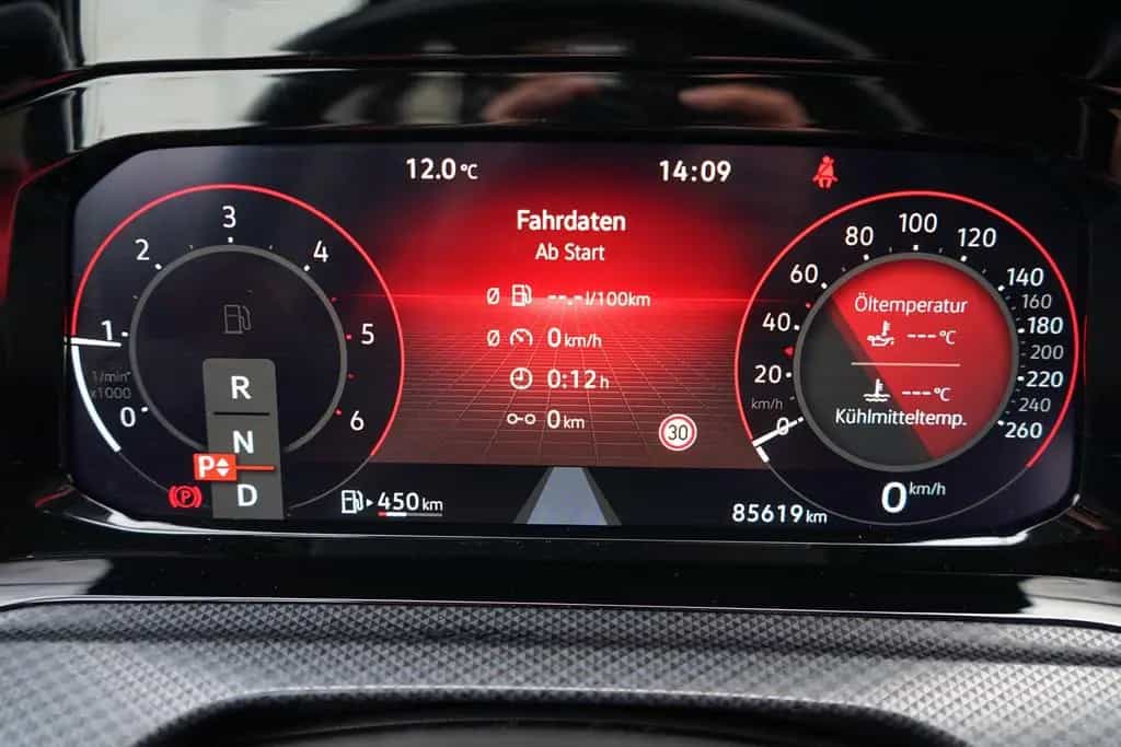 Volkswagen Golf VIII 2.0 TDI DSG United LED Navi Spurhalte 10/2020-photo-21