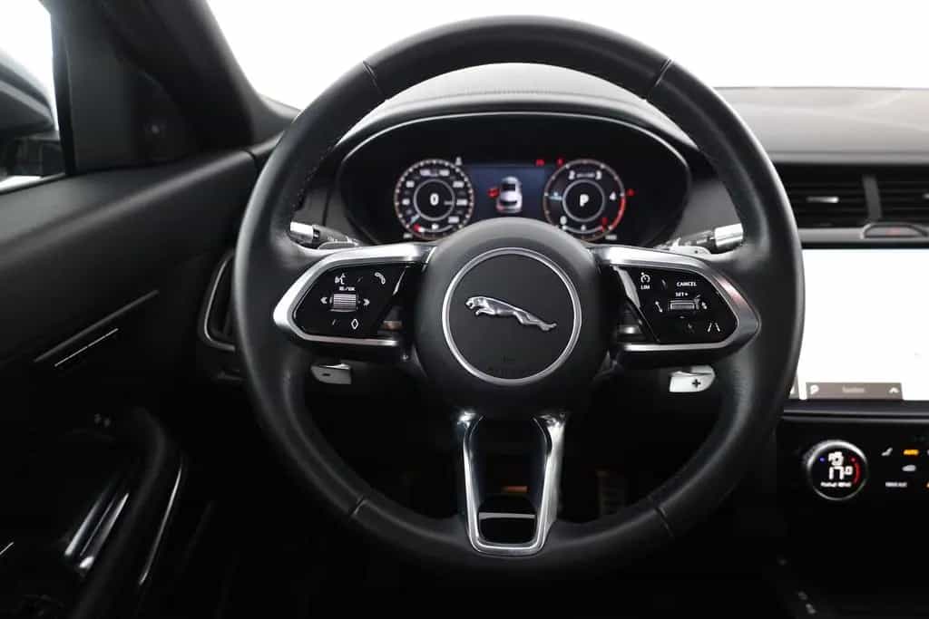 Jaguar E-Pace 2.0 Aut. AWD LED Panorama Memory 360° ACC 02/2021-photo-12