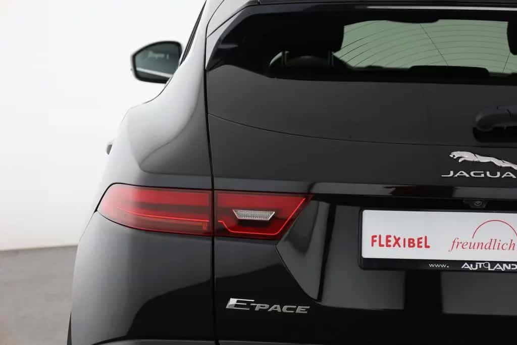 Jaguar E-Pace 2.0 Aut. AWD LED Panorama Memory 360° ACC 02/2021-photo-29